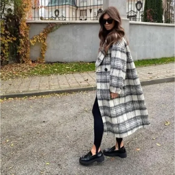 Zara NEW Oversized Wool Ivory and Black Plaid Coat Jacket